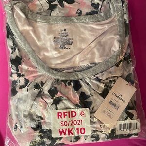 Women’s night gown